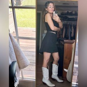 Free People black, lace up, miniskirt Size 2 ❤️‍🔥🖤